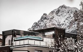 Stoa - Elegant & Romantic Guest House - 